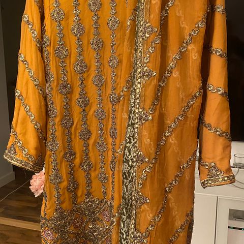 Tradisjonelle pakistansk klær