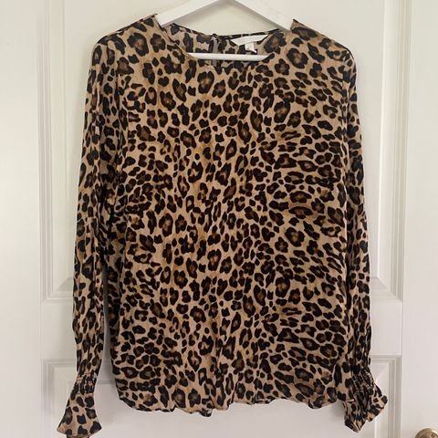 Leo bluse str 40