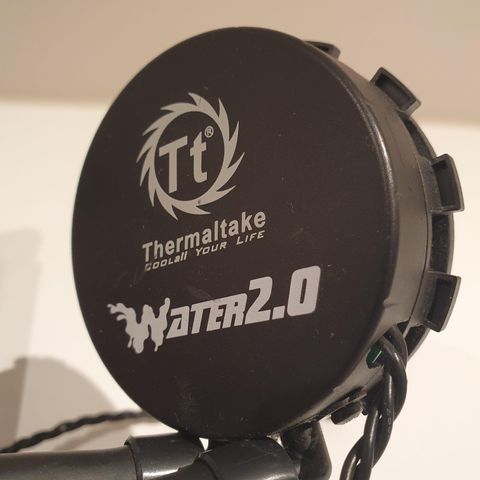 Thermaltake Water 2.0 kjøler