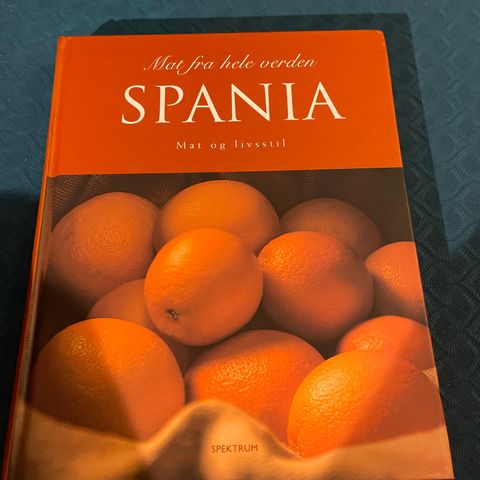 Bok - Spania mat og livstil