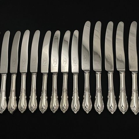 Edel sølv store og små kniver i 830s av Magnus Aase Th Olsens Eftf