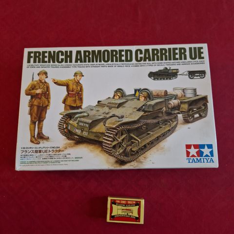 French armored carrier UE,  Tamiya, selges kr 400