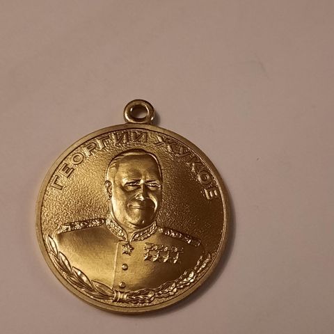 100-årsjubileet for den sovjetiske marskalken George Zhukov-medalje