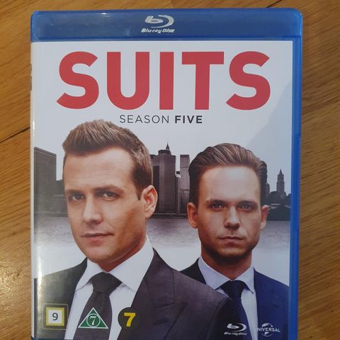 SUITS SES 5