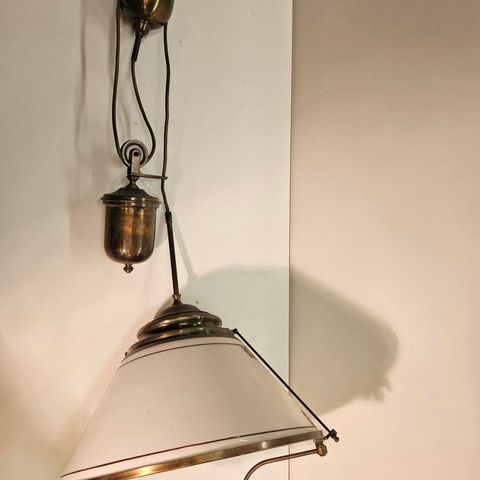 Adjustable height ceiling lamp ( Kentucky Oil Lamp ?)