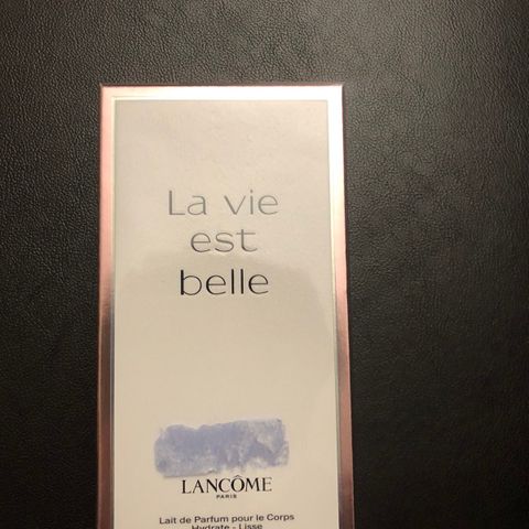 Lancome La vie est belle body lotion