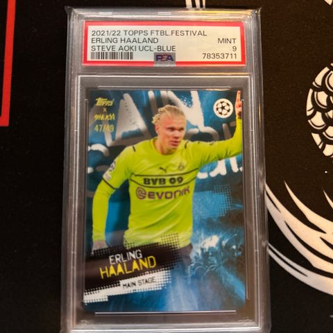 2021/2022 Topps x Steve Aoki Erling Haaland psa 9