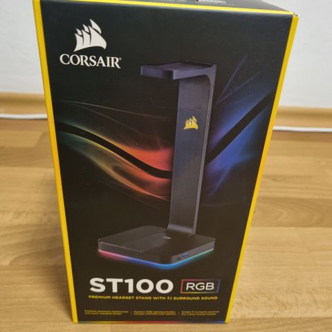 Corsair ST100 RGB Headset Stand