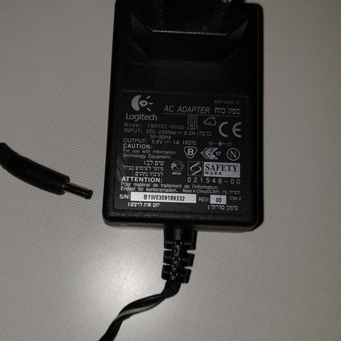 Logitech AC/DC Adapter ADP-6GB  :5.8v...1A