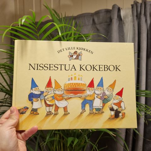 Det lille kjøkken - Nissestua kokebok. Innbundet!