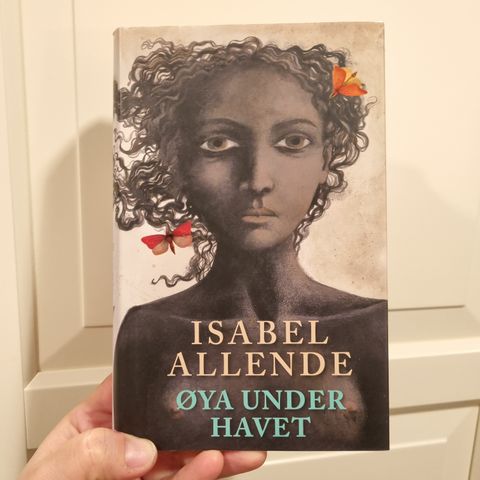 Øya under havet av Isabel Allende. Innbundet!