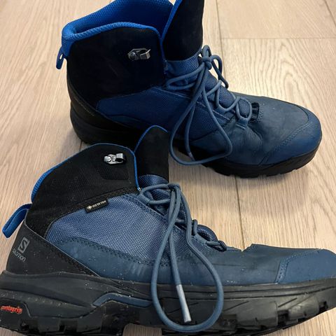 Salomon tursko Goretex, str 42 2/3