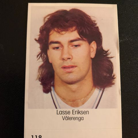 Lasse Eriksen Vålerenga VIF fotball 1984 Fotballkort Fotballklistremerke