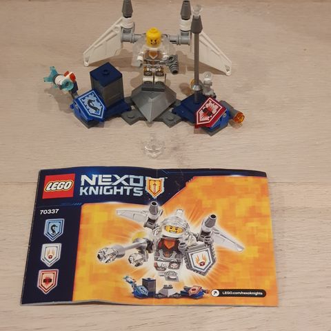 Lego Nexo Knights 70337 og Star Wars 30498