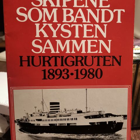 KR  9 SKIPENE SOM BANDT KYSTENS SAMMEN HURTIGRUTEN