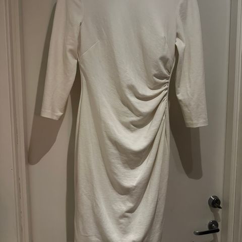 Nydelig kjole fra Ralph Lauren. helt  ny med tag! veil 1700 kr