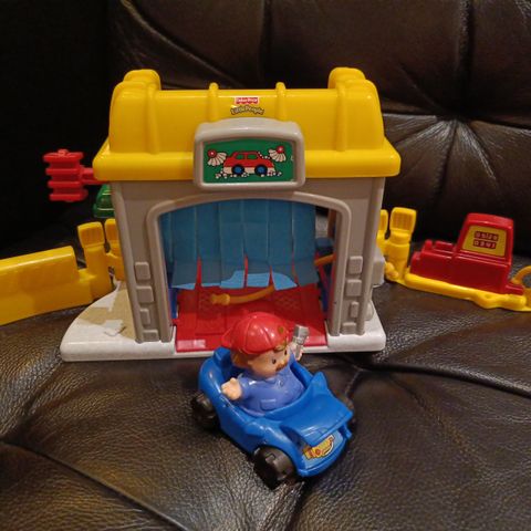 Fisher price little people