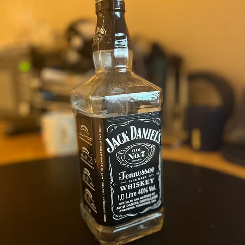 JACK DANIELS 1L Tom flaske