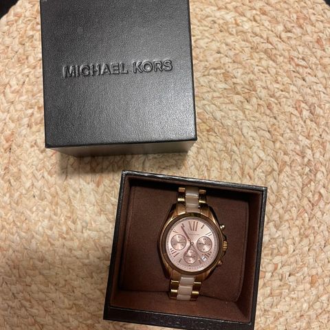 Klokke fra Michael Kors