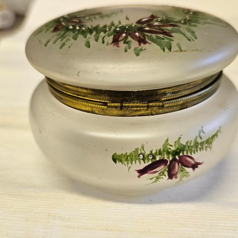 Vintage smykkeskrin i glass