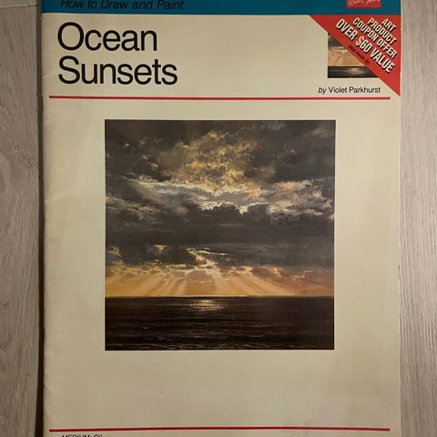 Bok/ hefte.  Ocean Sunsets