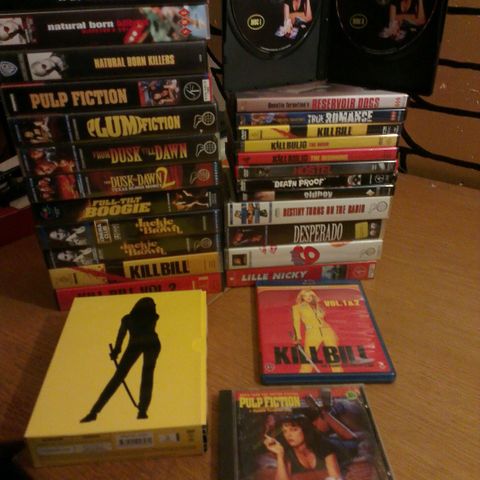 DVD VHS Blu-ray CD samling Quentin Tarantino James Bond Matrix Grease Potter