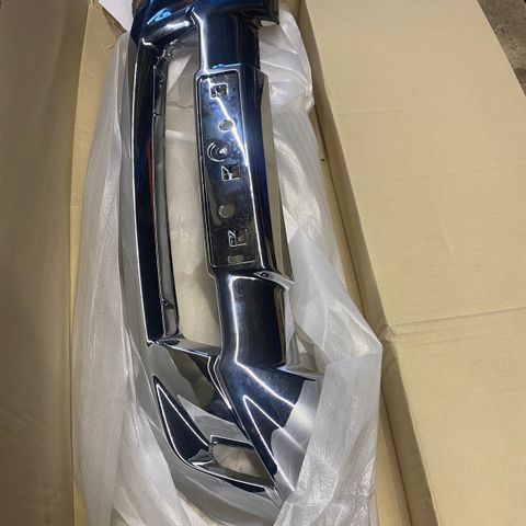 Isuzu d-max 2011-2019 grill