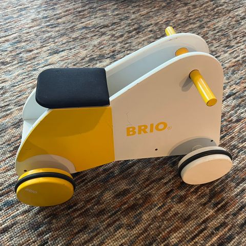 Brio lekebil