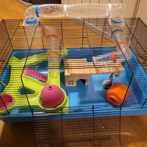 Hamster/mus bur med utstyr Stor bur!