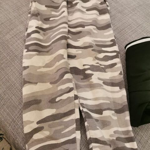Nicely Used trouser size 5-6 years