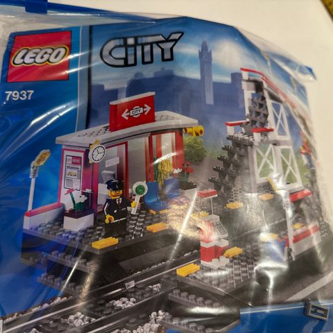 LEGO City 7937 Togstasjon sett