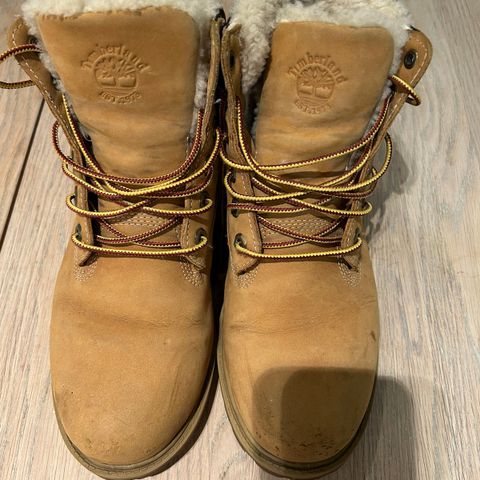 Timberland 6 inch Premium Shearling Lined str 40