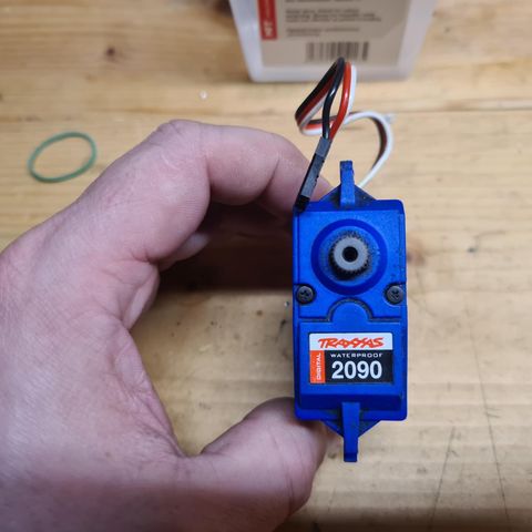 Traxxas Servo TRX 2090 (from Maxx v1)