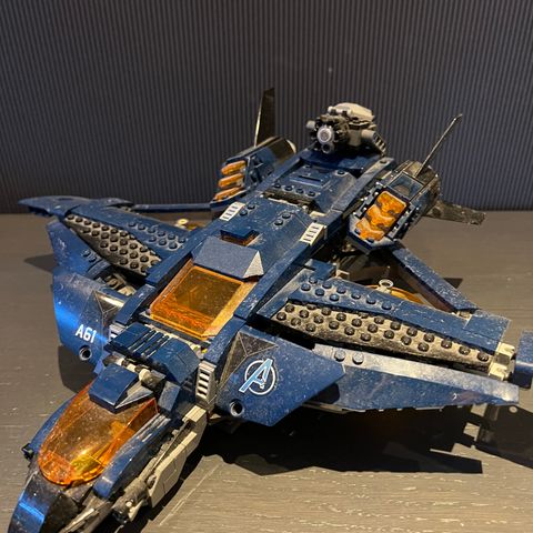 Lego Avengers ultimate Quinjet (76126)