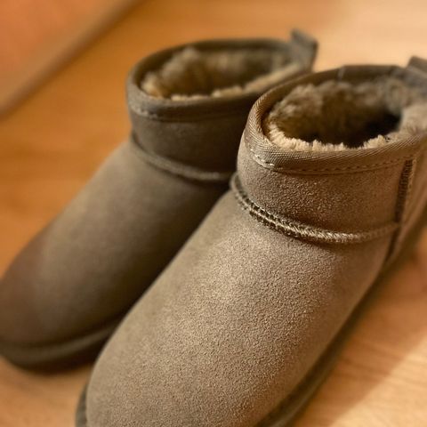 Uggs