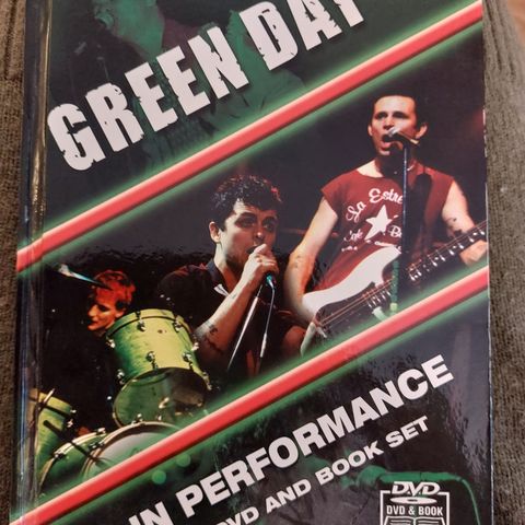 Green Day DVD + bok