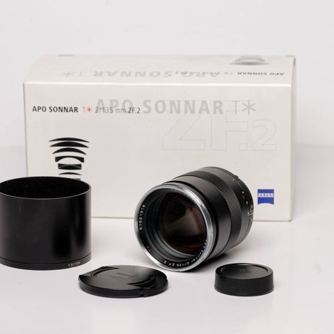 Zeiss APO Sonnar T* 135mm f/2.0 ZF.2