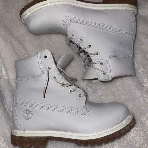 Nye lyse Timberland str 38