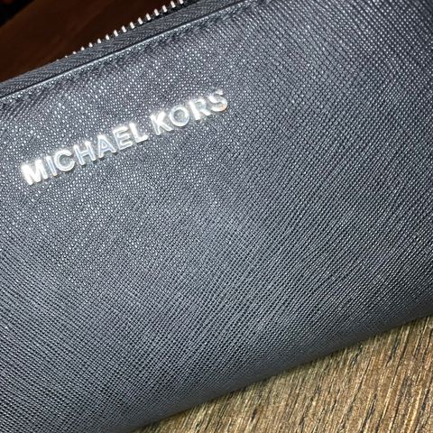 Michael Kors mobilveske lommebok