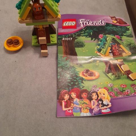 Lego Friends 41017 Squirrel's treehouse, ekornrede