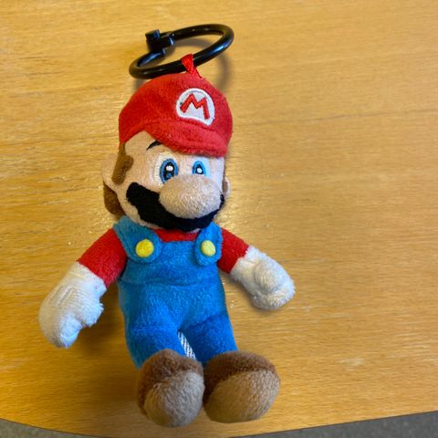 Super mario bamse 250kr