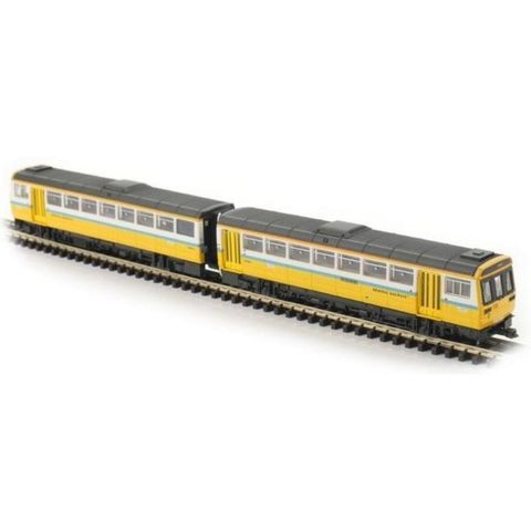 Dapol N Scale Class 142 Tyne & Wear Regional Railways