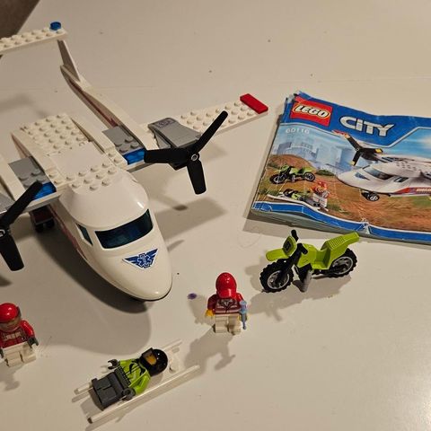 Lego 60116, ambulansefly