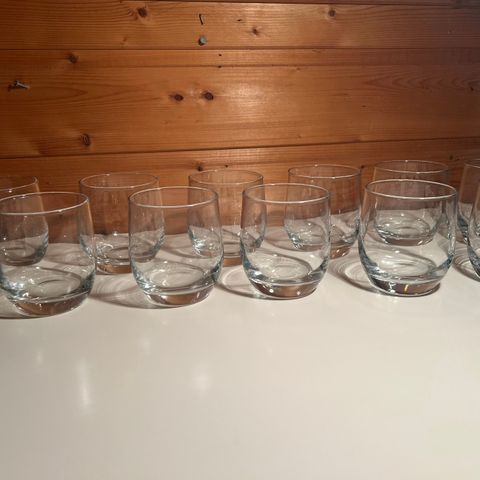 11 glass ts