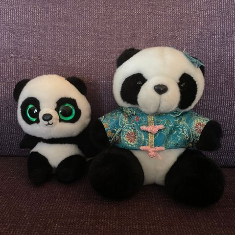 To søte pandaer