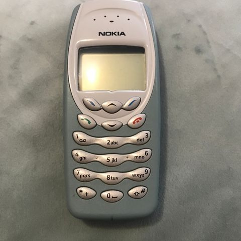 Nokia 3410 (SJELDEN) med lader!