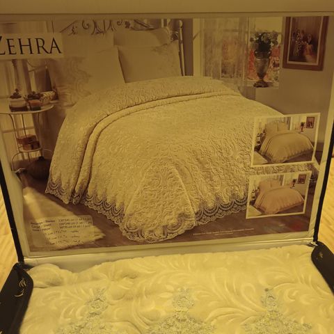 God kvalitet vakker komfortabelt sengesett selges for rimelig pris!