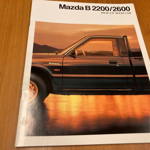 BILBROSJYRE - MAZDA B 2200/2600 PICK-UPMAXI CAB - 1993