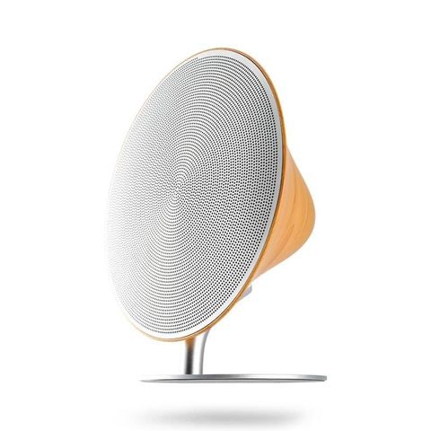 Kjempefin Trådløs Bluetooth høyttaler i eik. Skandinavisk design