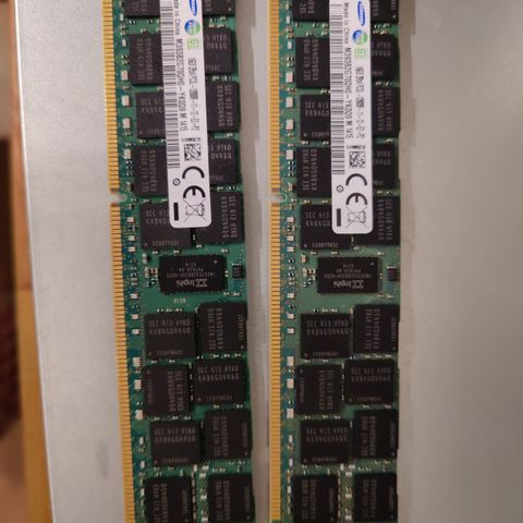 16GB 2RX4 PC3L-12800R-11-12-E2-P2